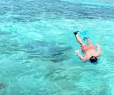 Snorkelling in Tamarindo, Costa Rica